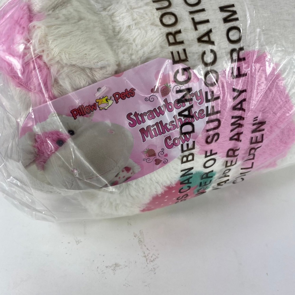 Pillow Pets Strawberry Milkshake Cow Sweet Scented Pet 18" Brand‎ New, IN HAND - Picture 3 of 3
